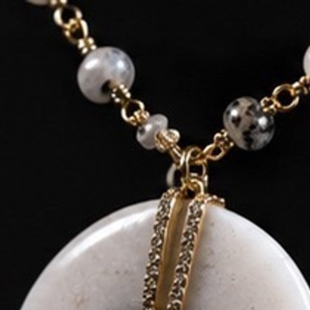 Crescent Moon Horn Necklace Pearl Dalmatian Jasper Gold Tone Celestial Boho - Picture 7 of 8